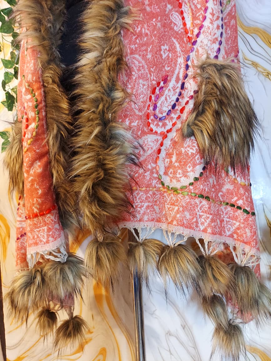 Kashmiri Wool Capes: Paisley Design, Faux Fur Trim, Bohemian Style, Winter Poncho