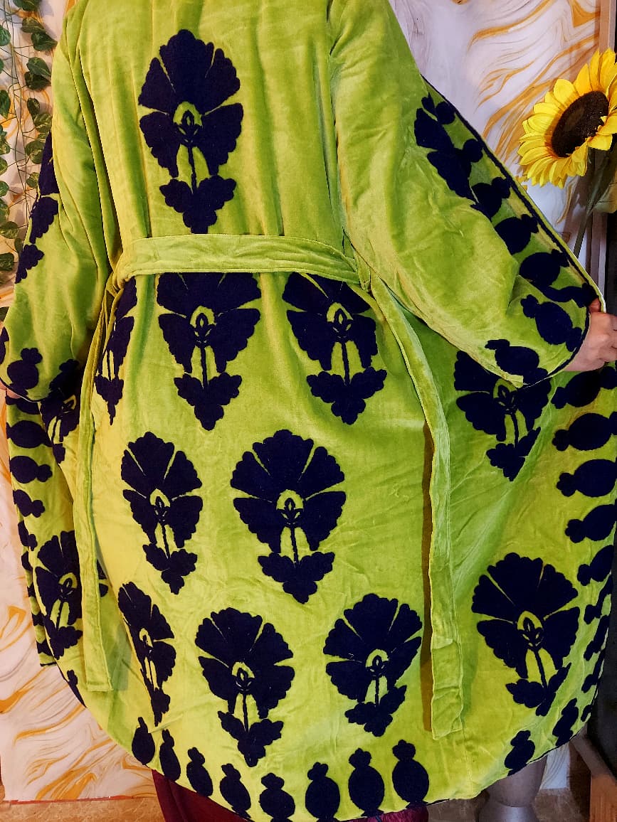 Velvet Suzani Embroidered Kimono Robe – Parrot Green Bohemian Long Coat