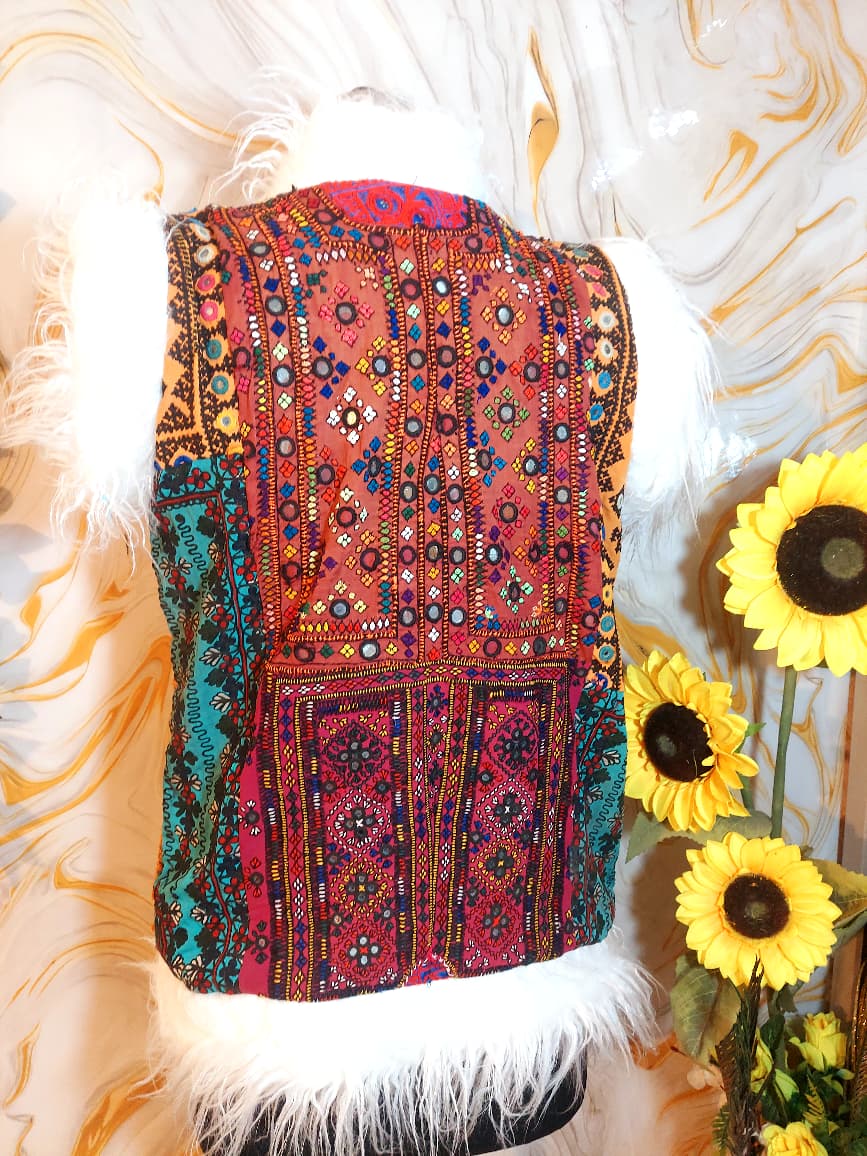 Vintage Banjara Vest: Embroidered Patchwork Afghan Jacket with Faux Fur