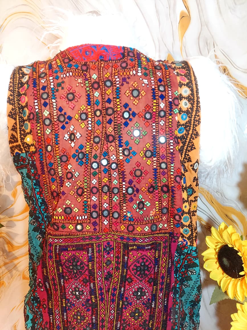 Vintage Banjara Vest: Embroidered Patchwork Afghan Jacket with Faux Fur