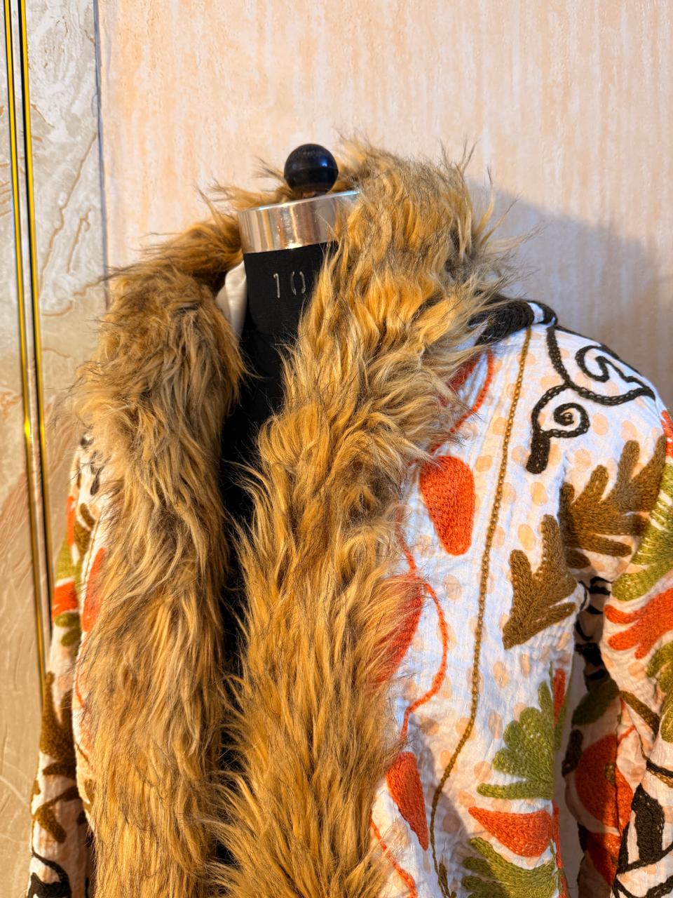 Vintage Kantha Suzani Fur Hoodie Coat, kantha Hoodie jacket, kantha Jacket, Vintage kantha Coat, Festival Coat,