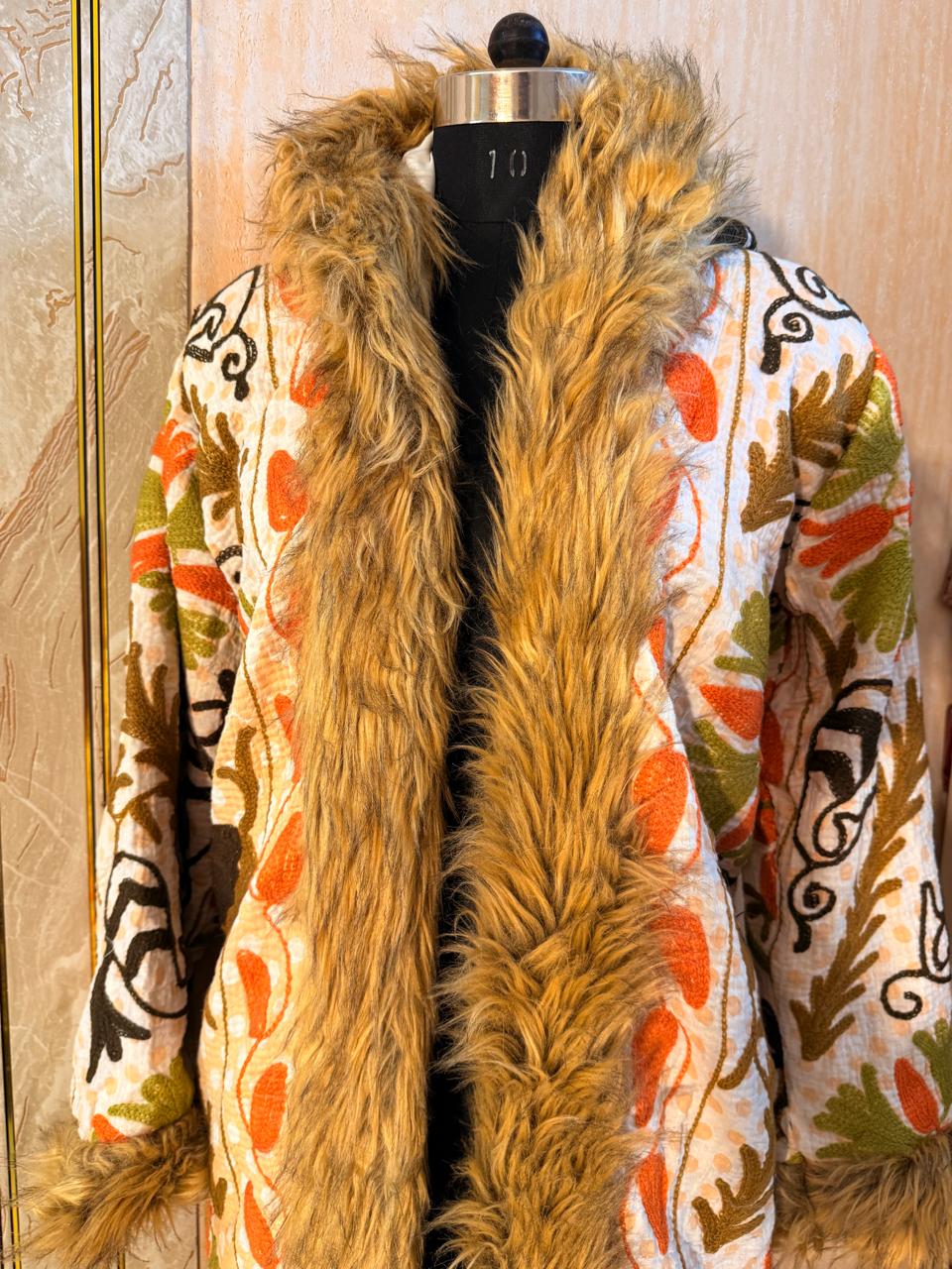 Vintage Kantha Suzani Fur Hoodie Coat, kantha Hoodie jacket, kantha Jacket, Vintage kantha Coat, Festival Coat,