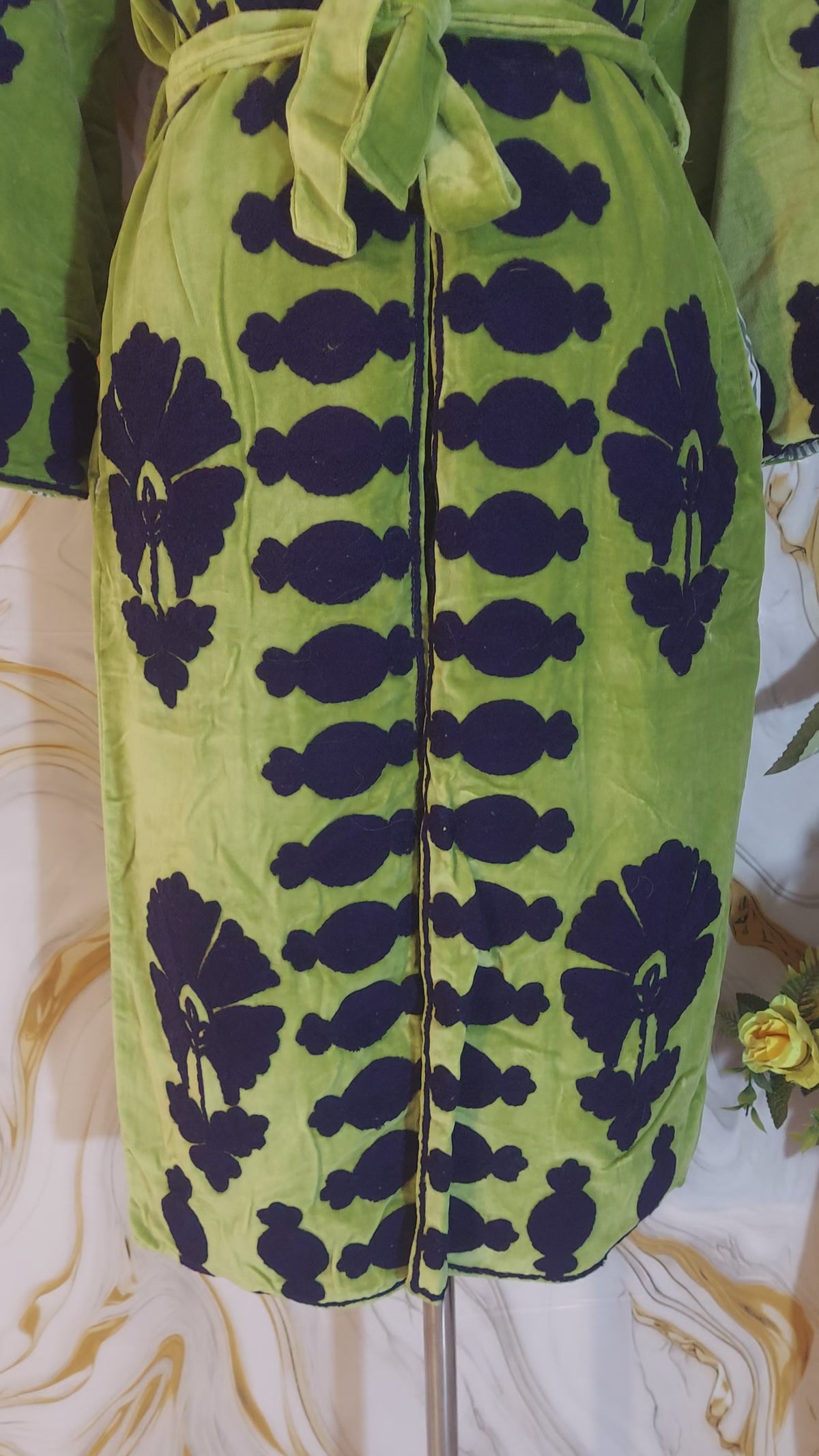Velvet Suzani Embroidered Kimono Robe – Parrot Green Bohemian Long Coat